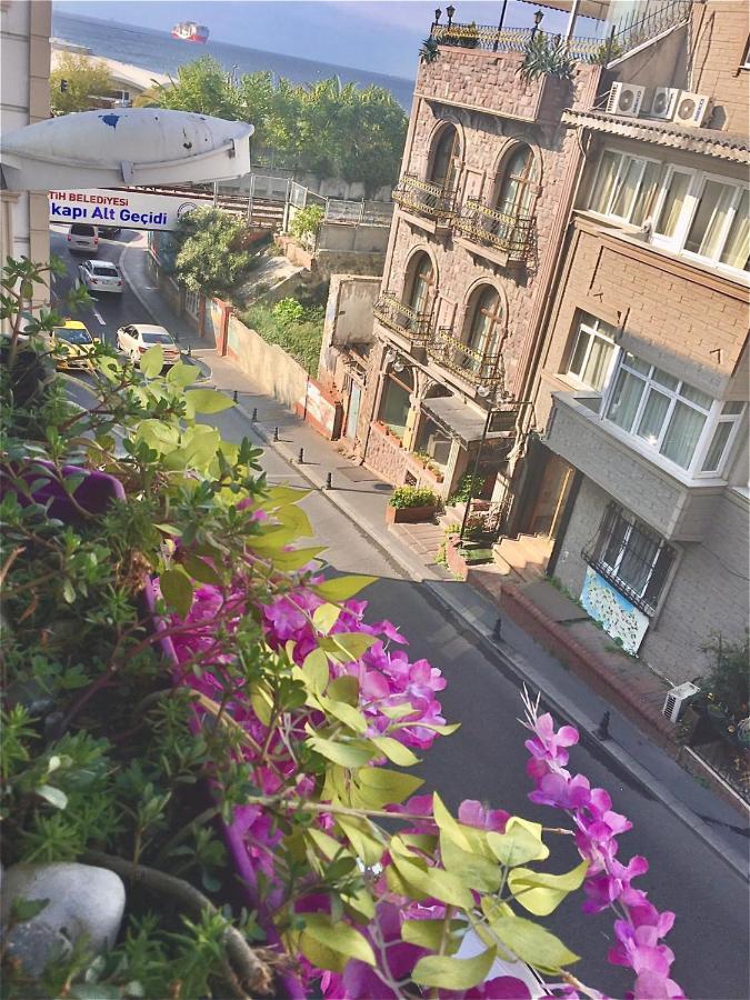 La Petite Maison Hotel Istanbul Exterior foto